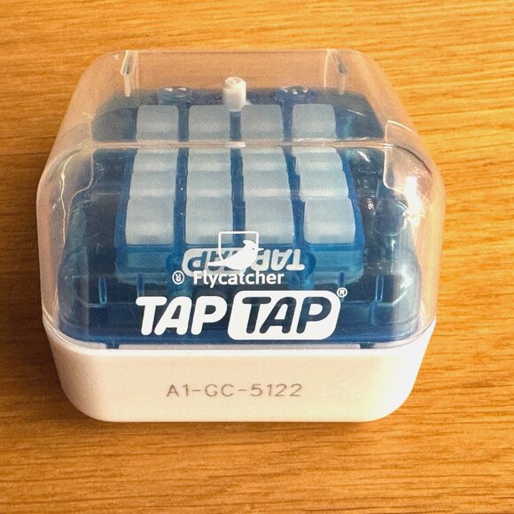 TapTap® Mini Smart Fidget Toy Electronic Game from Flycatcher Toys, Blue - Picture 4 of 13